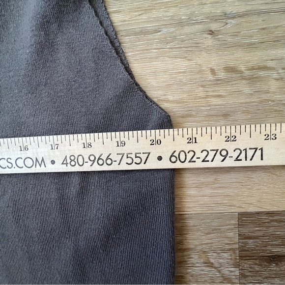 Ontwelfth White Brown Top, size 3X, lovely fabric gem buttons quality material - Picture 11 of 11